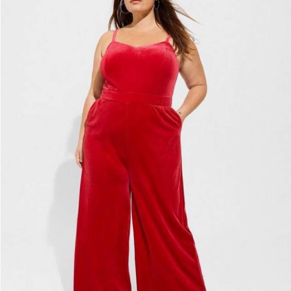 Torrid Women's Red Jumpsuit Size 1
